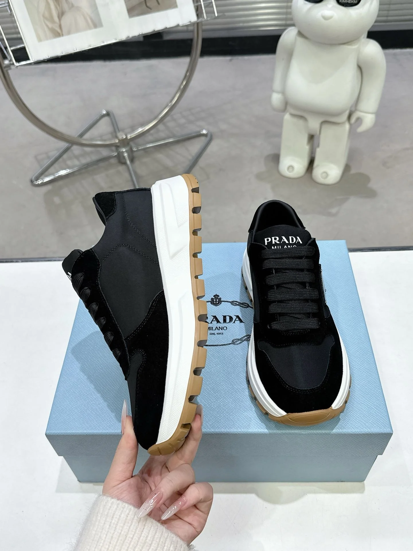 Prada Low Shoes Premium 34343