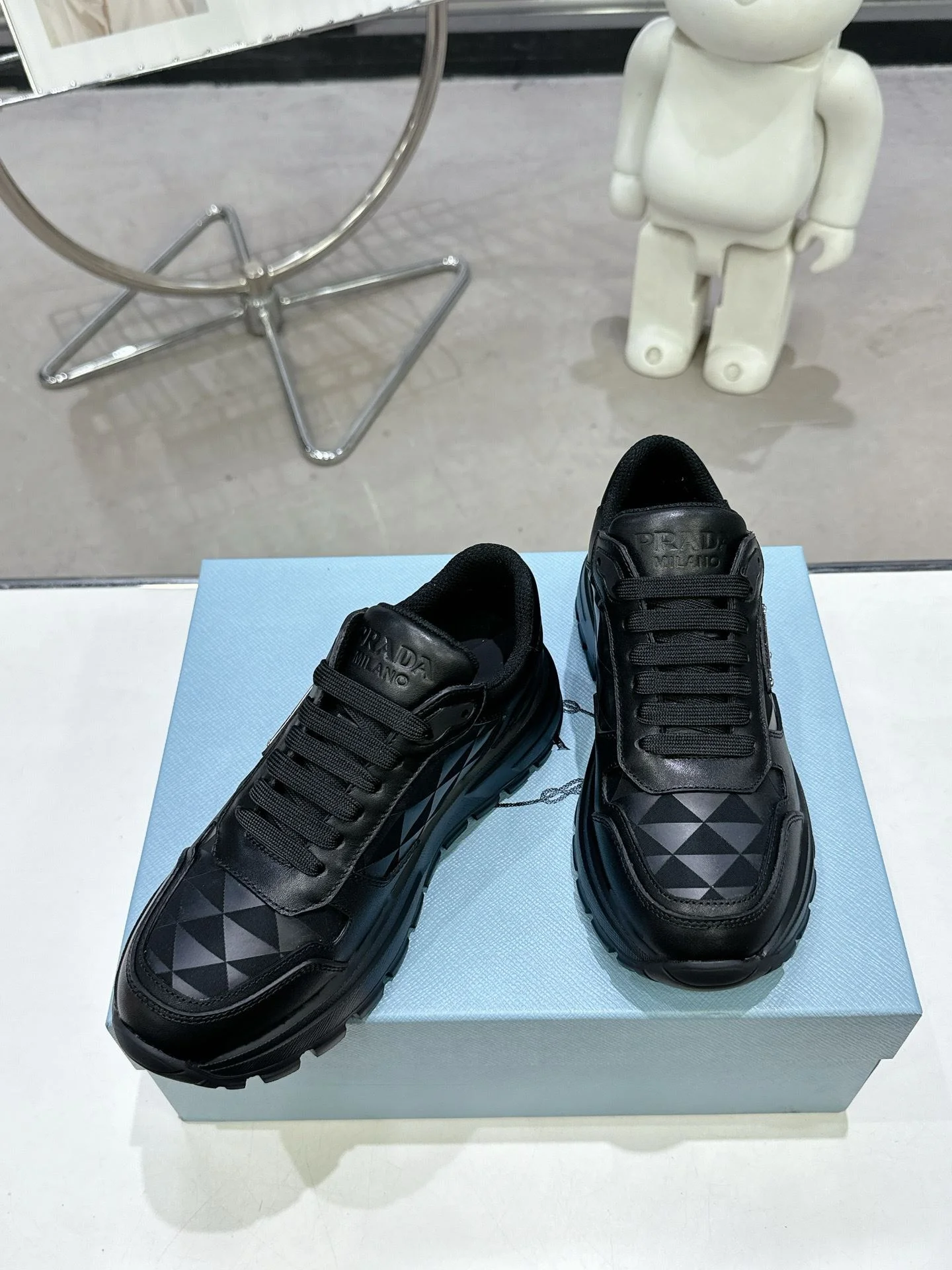 Comfortable Prada Low Shoes 34348