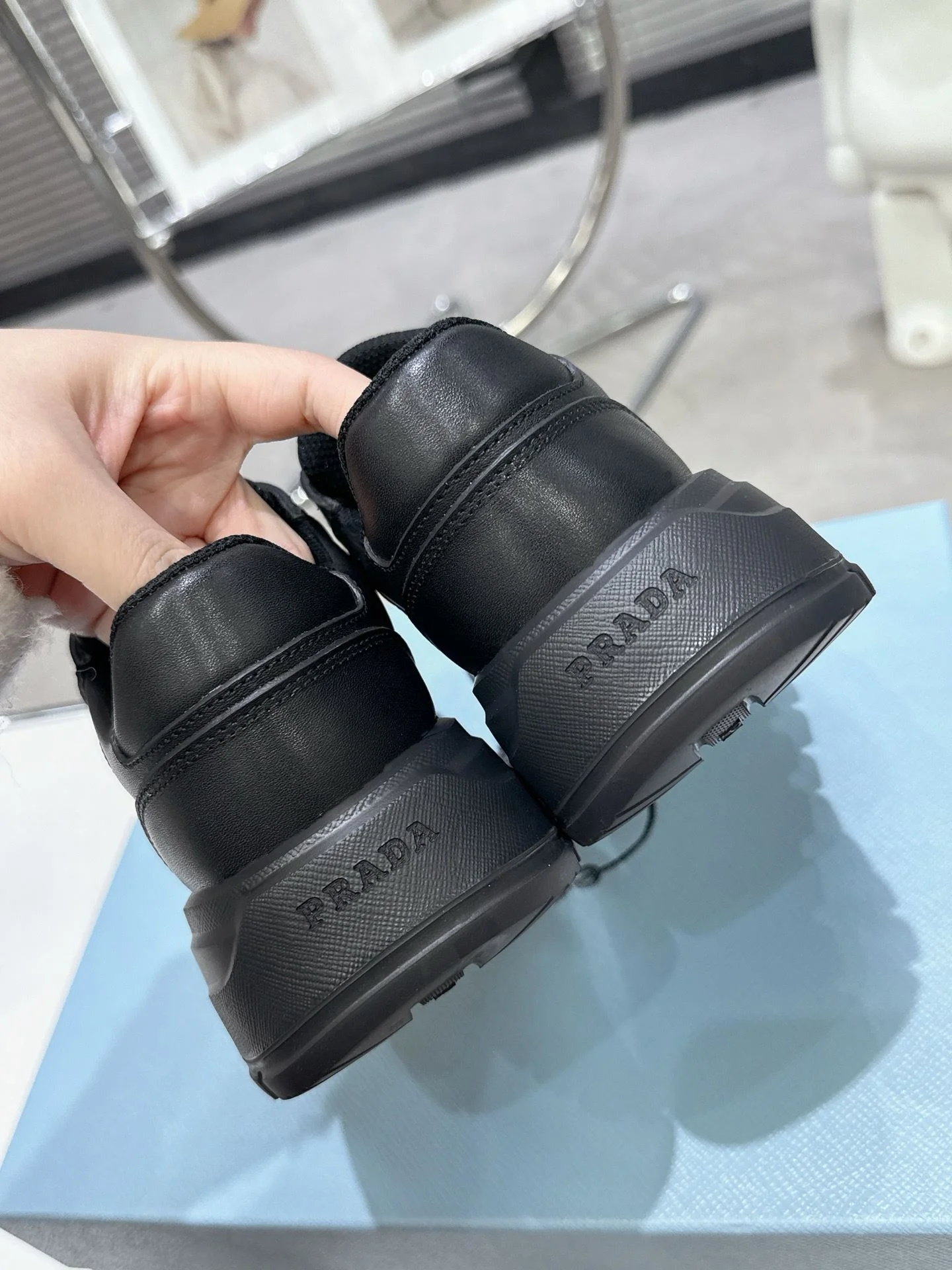 Comfortable Prada Low Shoes 34348