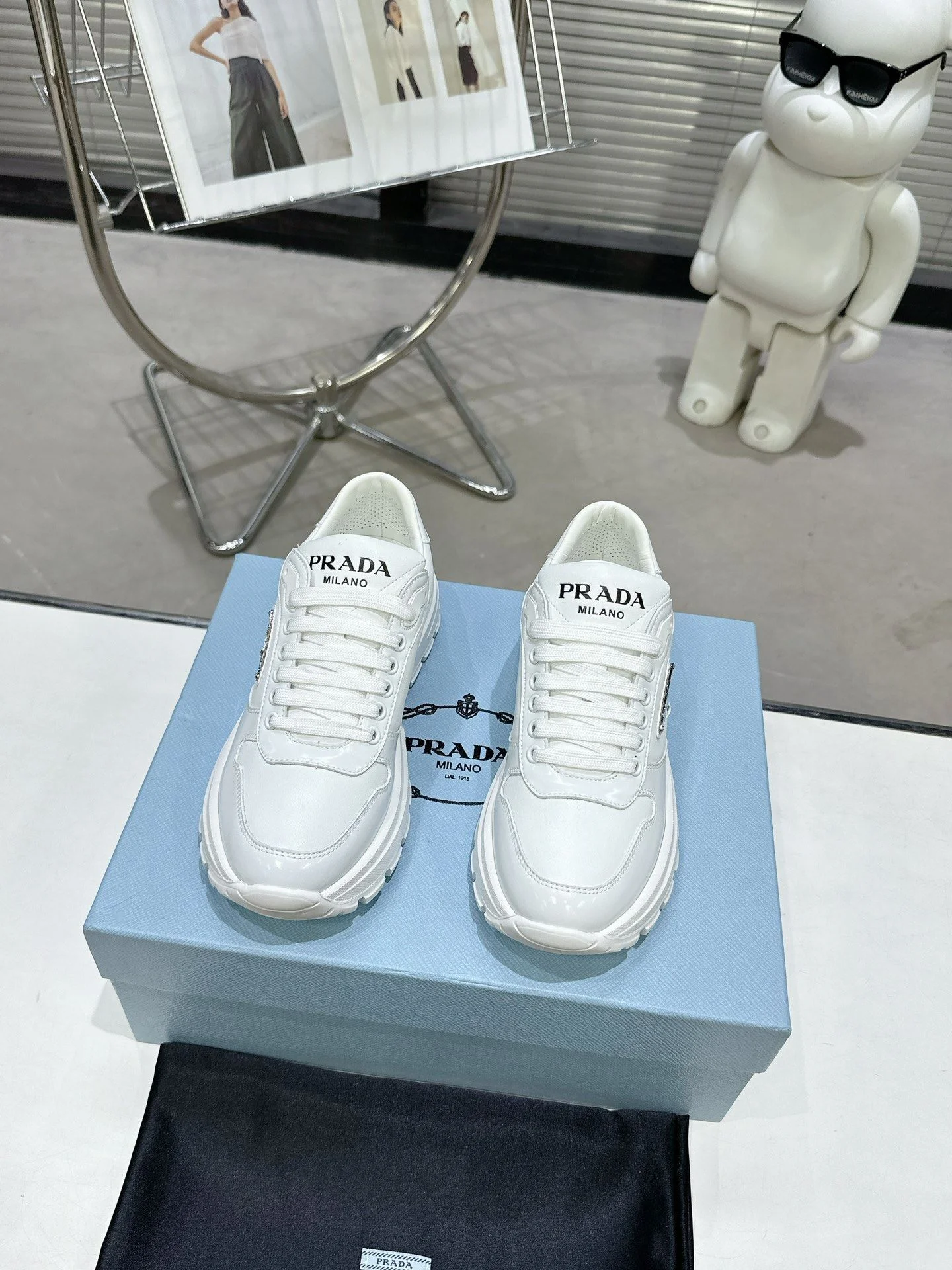 Prada Low Shoes Trendy 34325