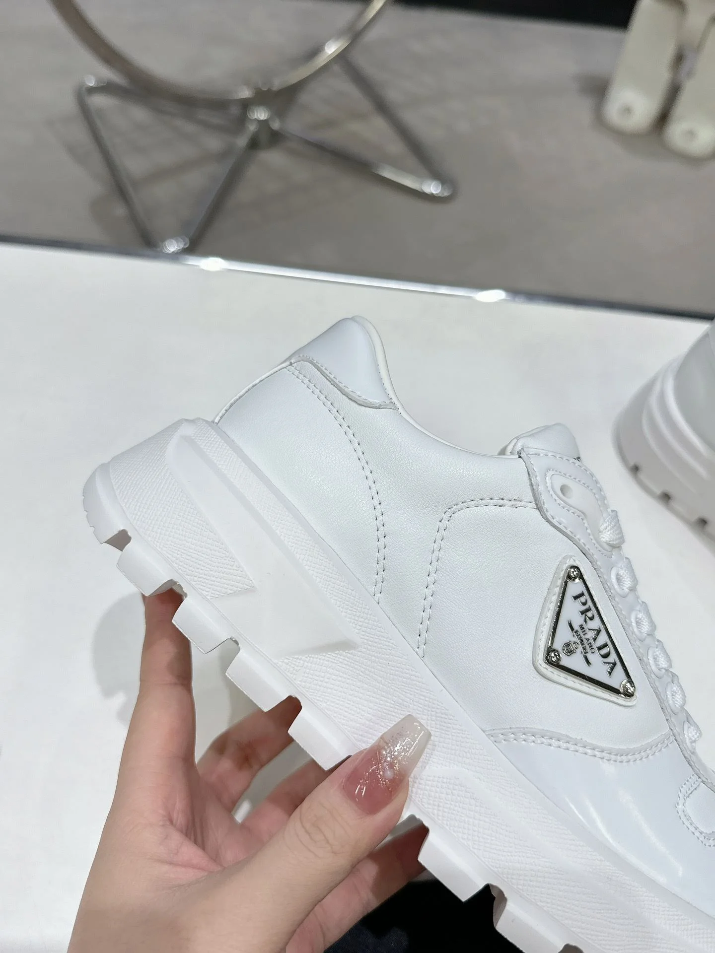 Prada Low Shoes Trendy 34325