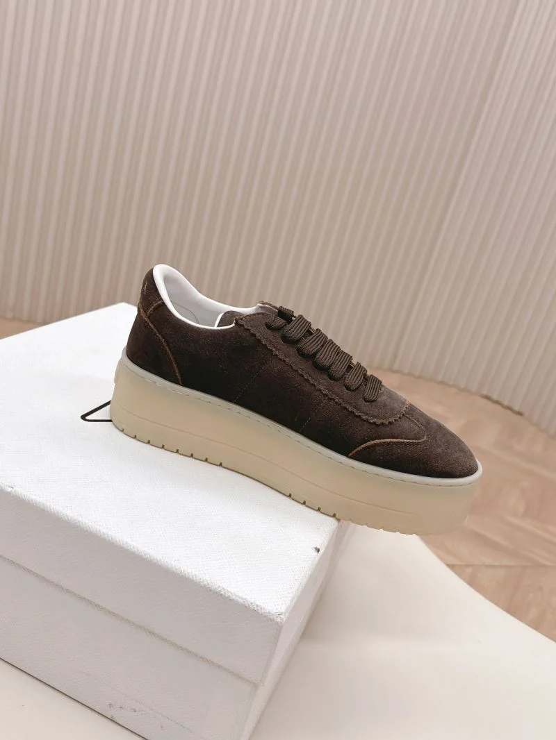 Prada Low Shoes WrinkleFree 35121