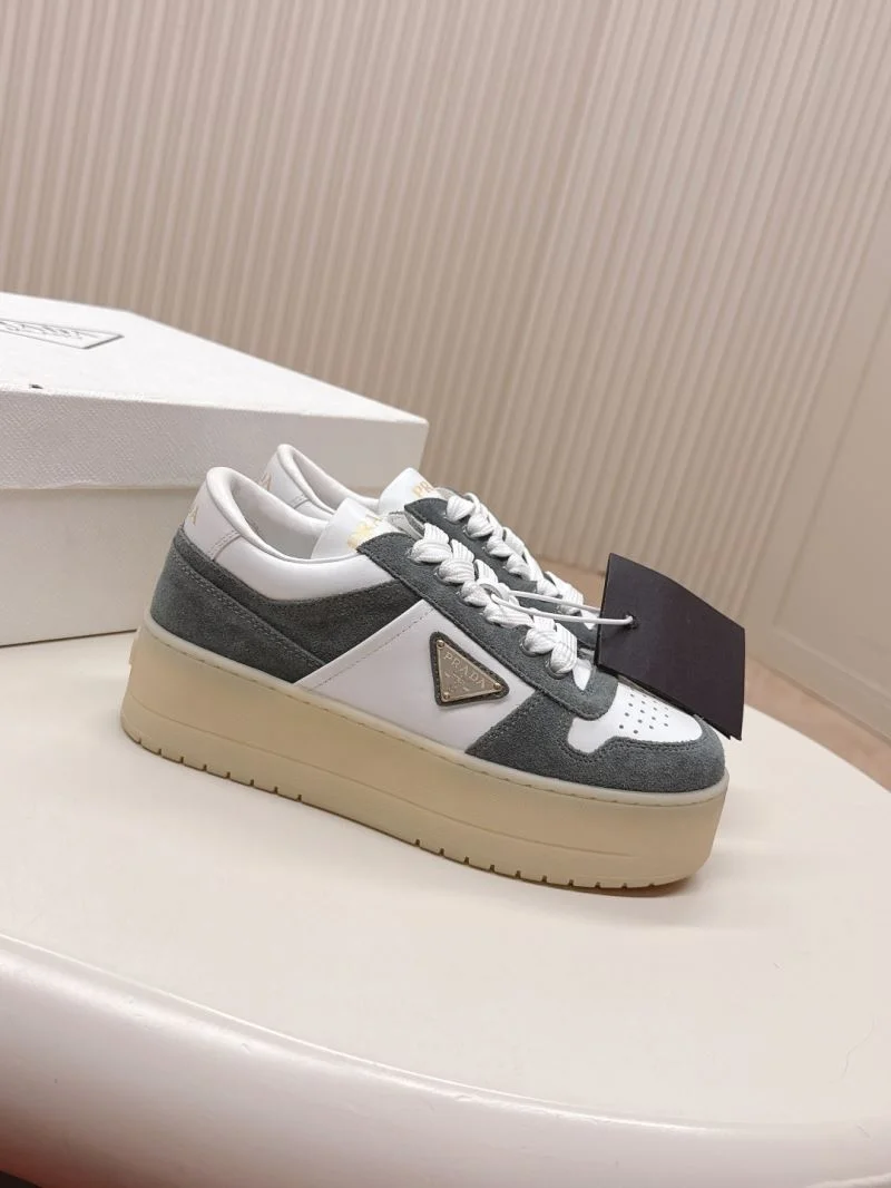Prada Low Shoes SmoothTexture 35127