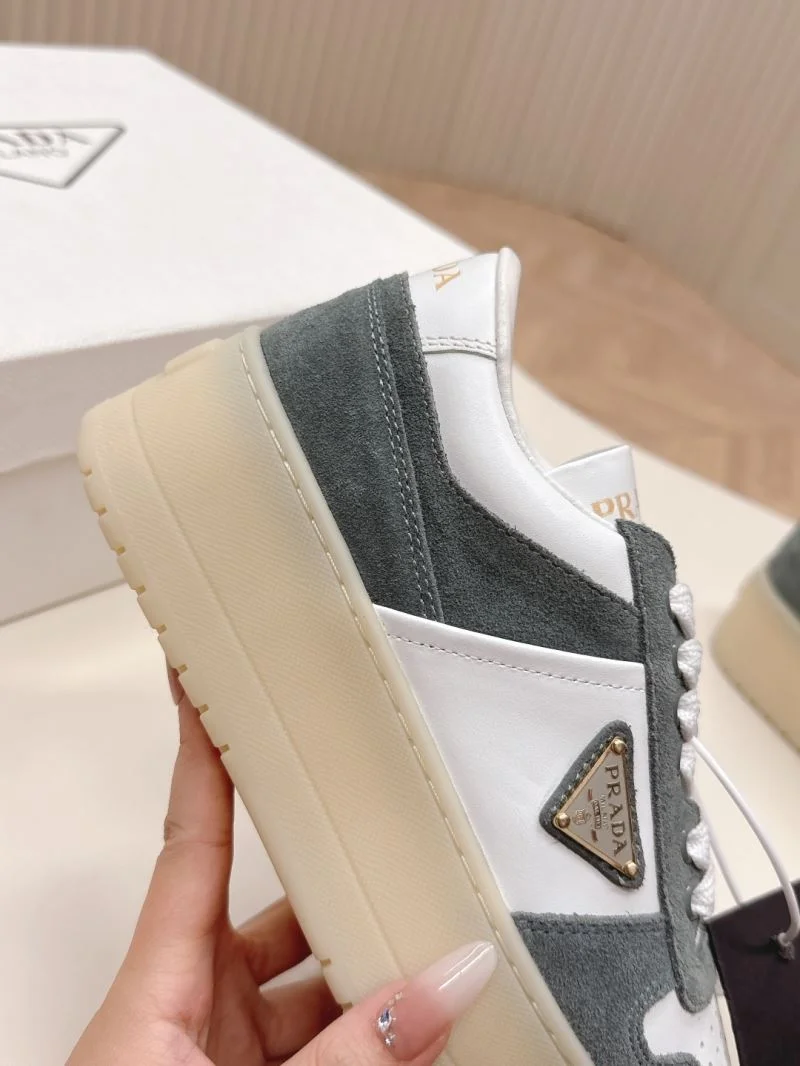 Prada Low Shoes SmoothTexture 35127
