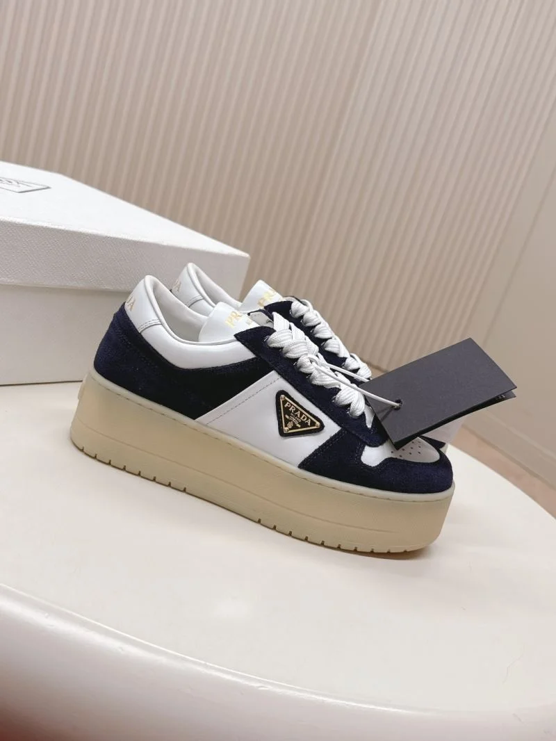 Prada Low Shoes Unisex 35133