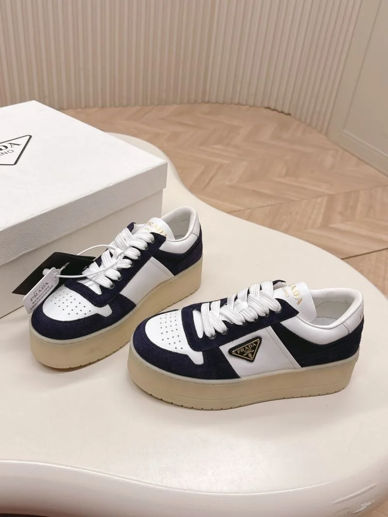Prada Low Shoes Unisex 35133