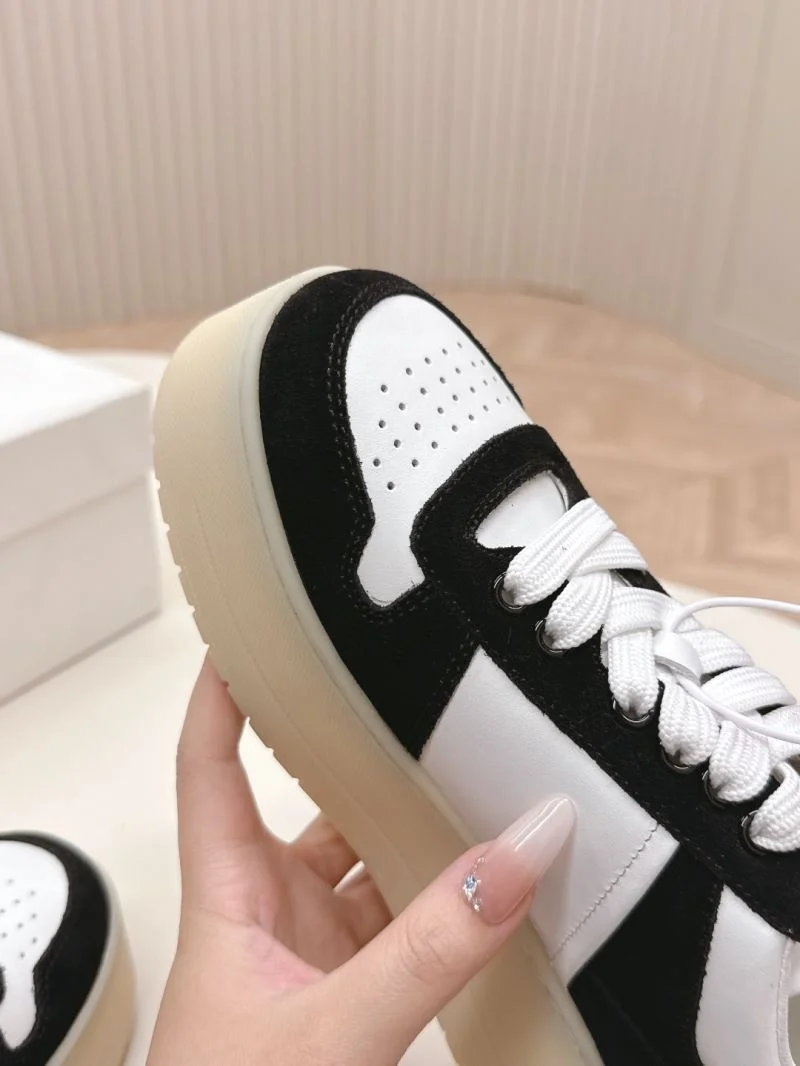 SunProtective Prada Low Shoes 35124