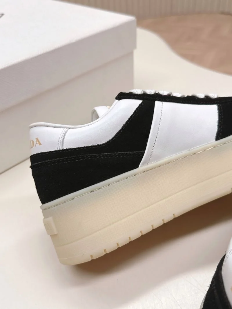 SunProtective Prada Low Shoes 35124
