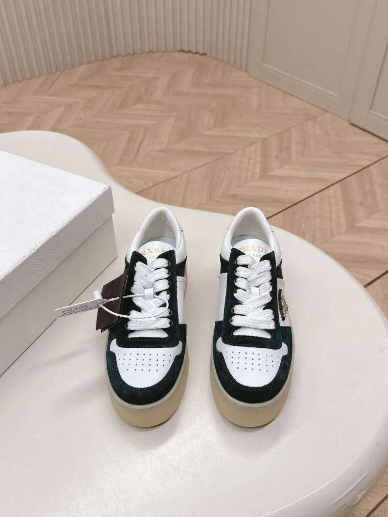 Prada Low Shoes Sporty 35114