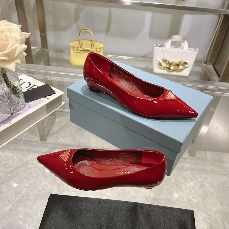 Prada Low Shoes Cozy 35111