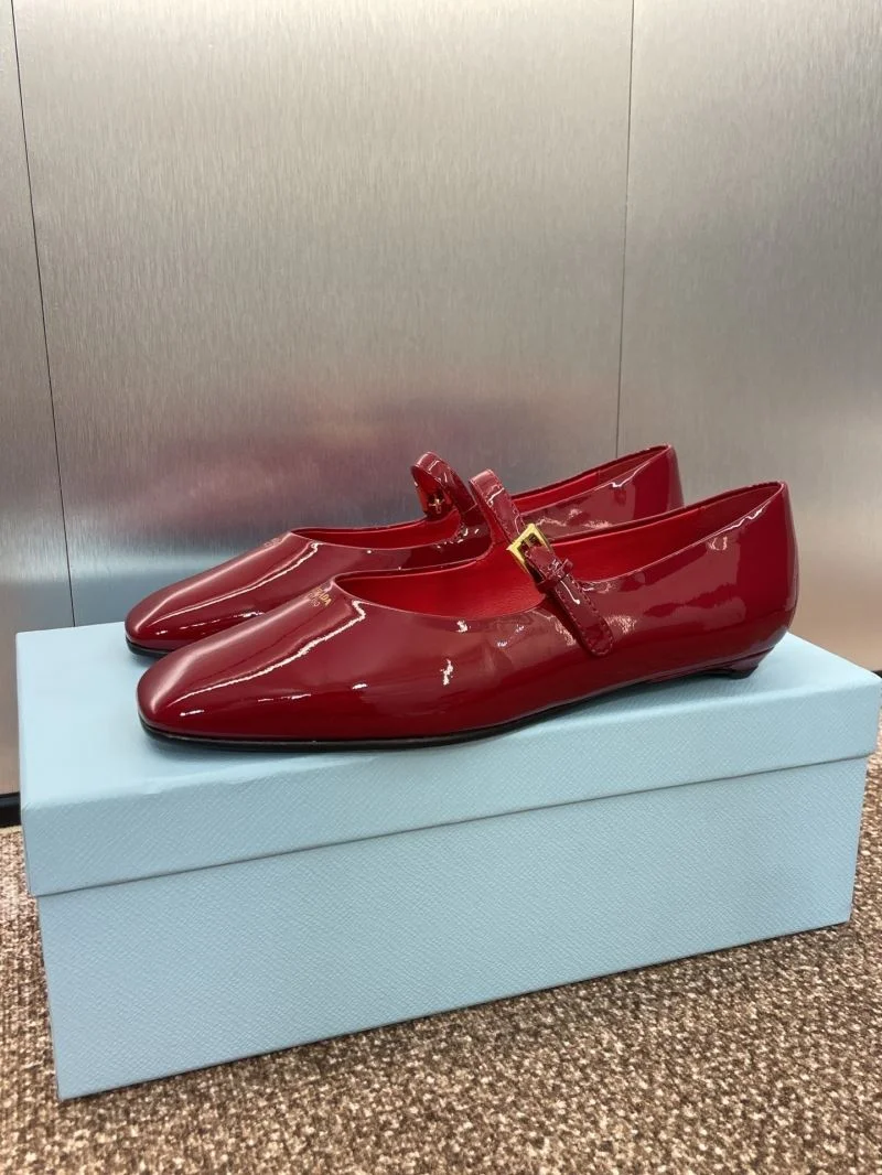 Prada Low Shoes WellDesigned 35119