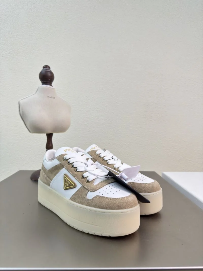 Breathable Prada Low Shoes 35104