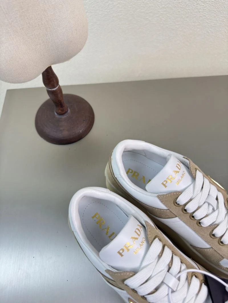 Breathable Prada Low Shoes 35104