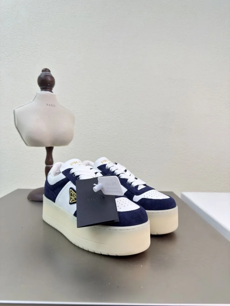 Prada Low Shoes RelaxedFit 35123