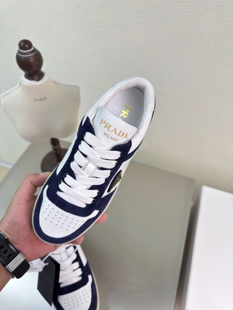 Prada Low Shoes RelaxedFit 35123