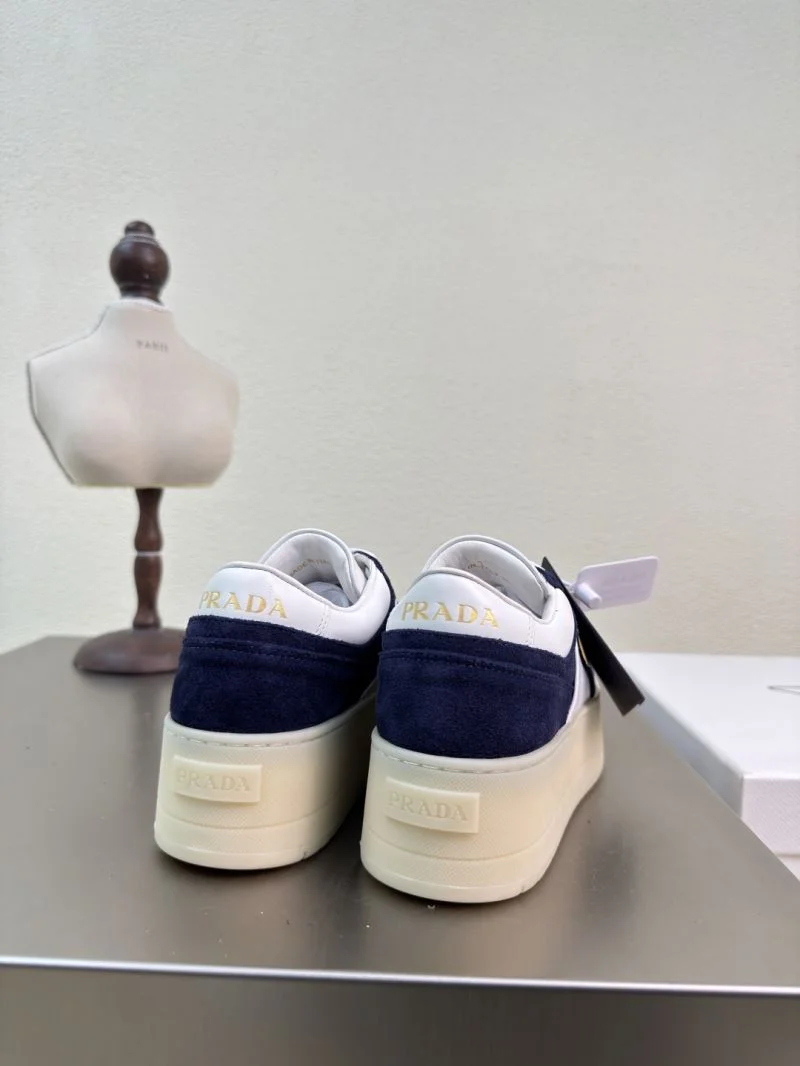 Prada Low Shoes RelaxedFit 35123