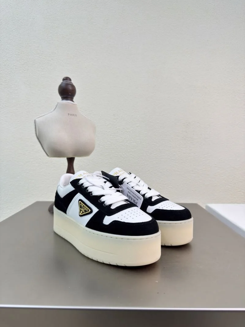 SunProtective Prada Low Shoes 35108