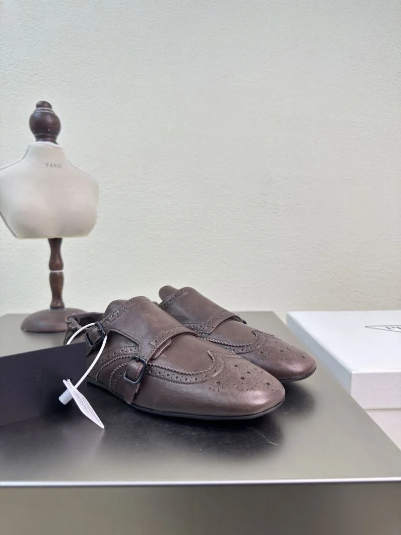 Prada Low Shoes Resilient 35105