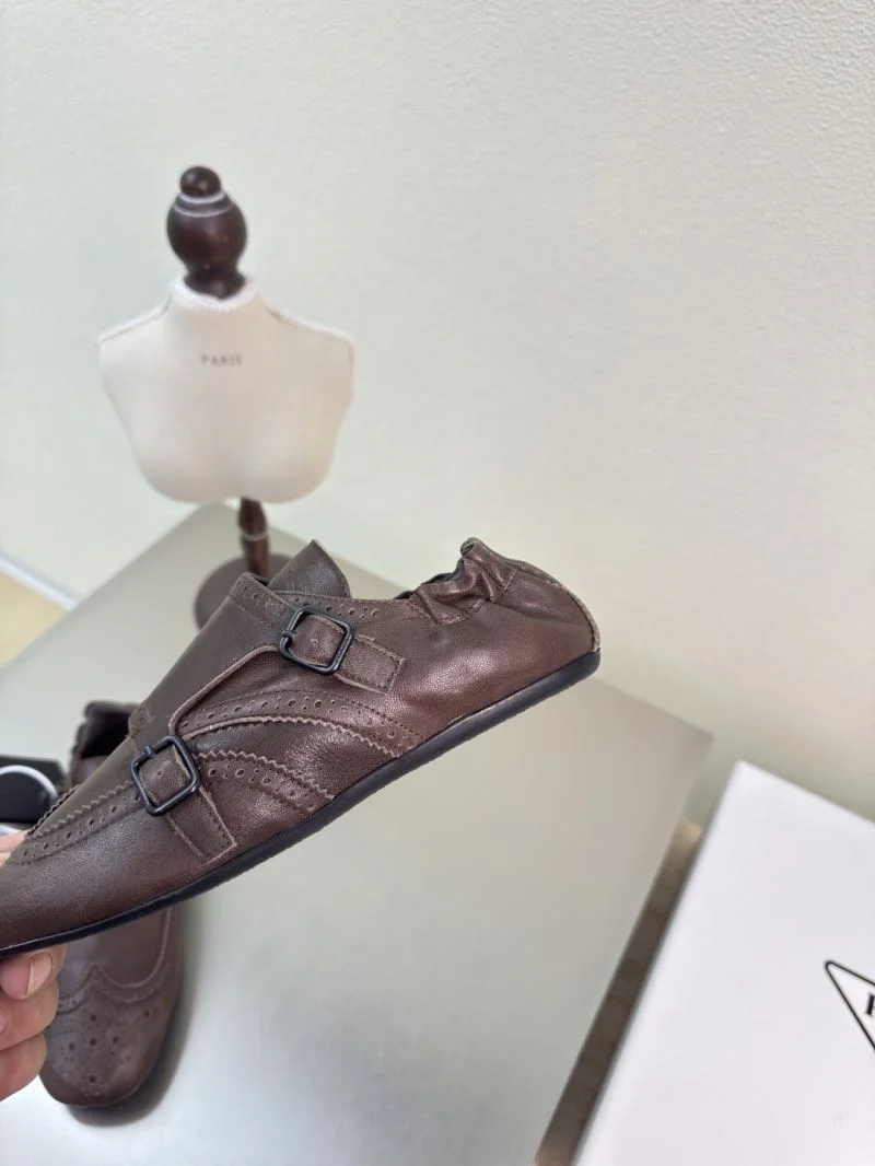 Prada Low Shoes Resilient 35105