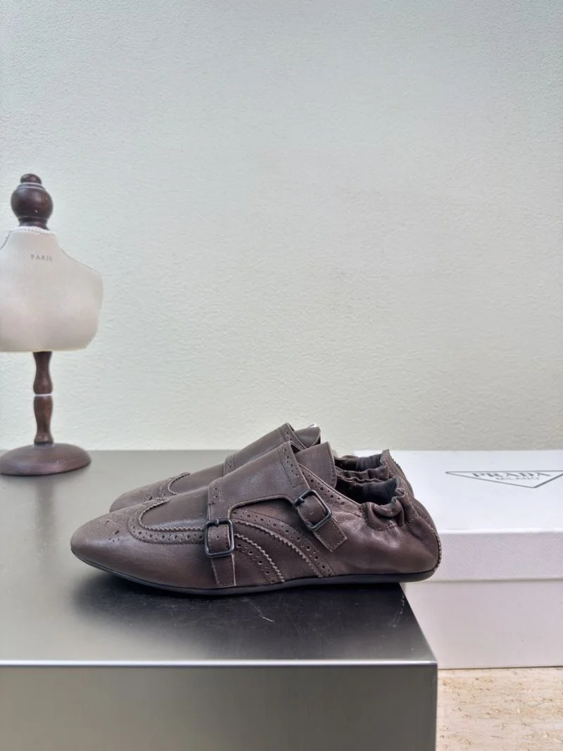 Prada Low Shoes Resilient 35105