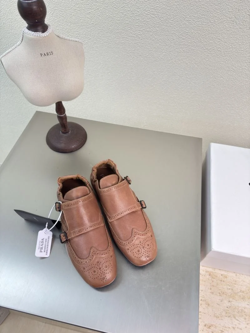 Prada Low Shoes RelaxedFit 35101