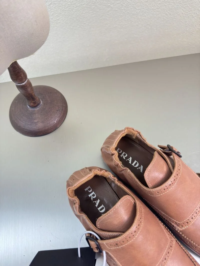 Prada Low Shoes RelaxedFit 35101