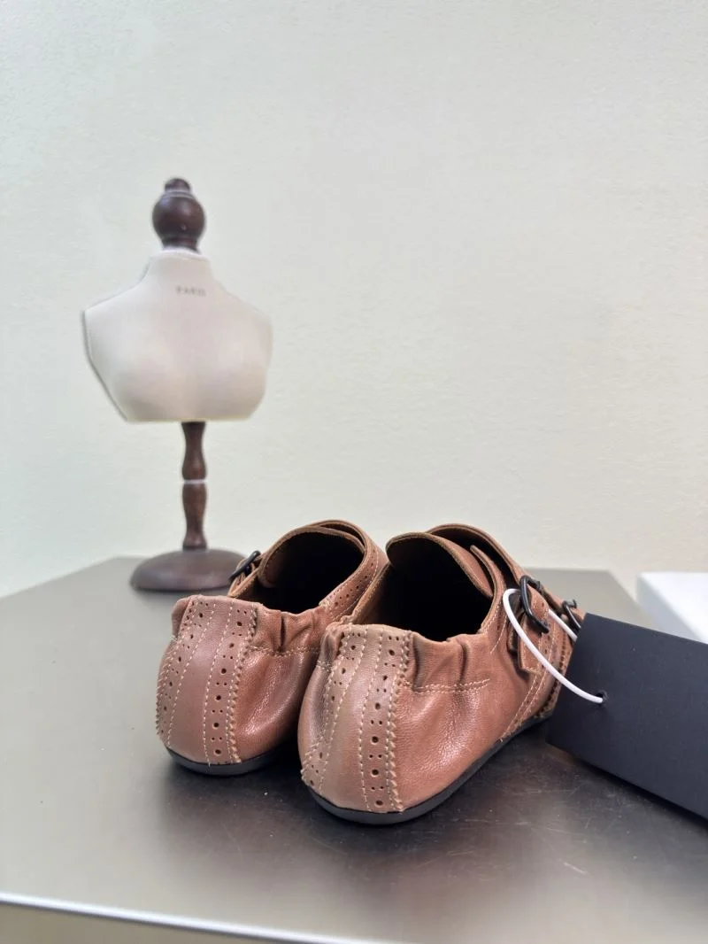 Prada Low Shoes RelaxedFit 35101