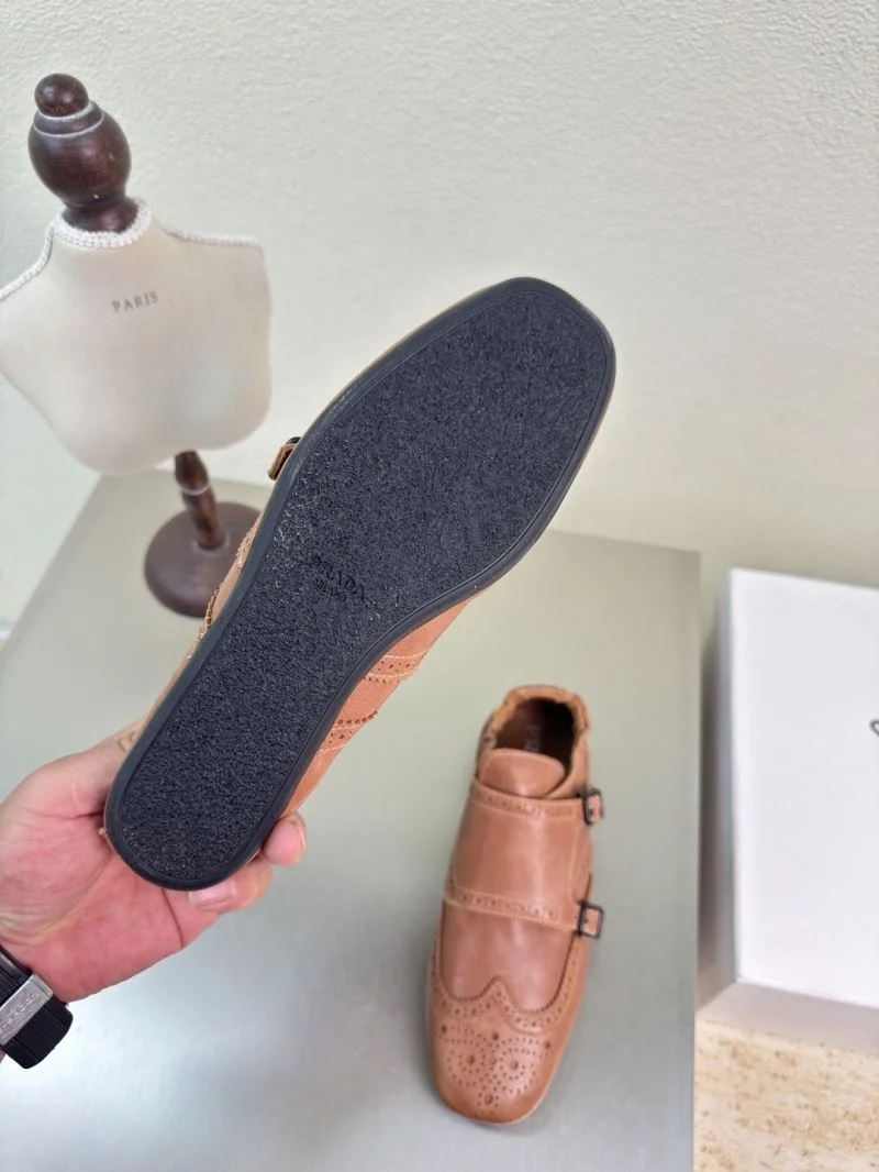 Prada Low Shoes RelaxedFit 35101