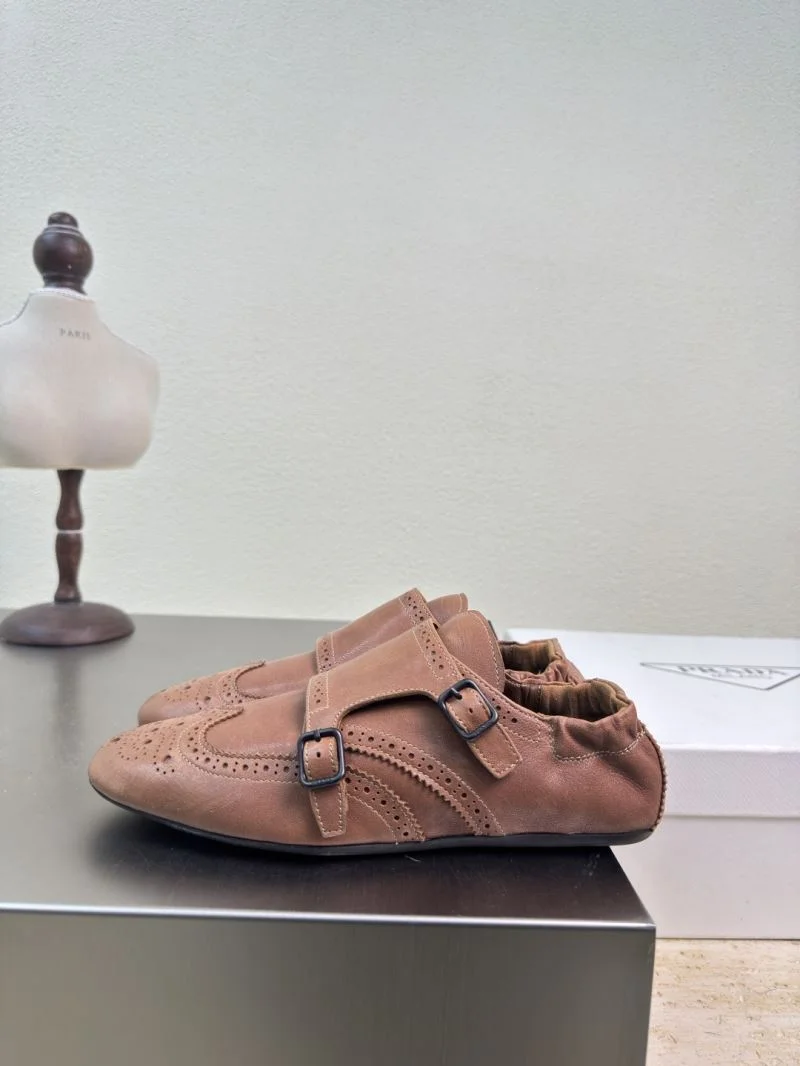 Prada Low Shoes RelaxedFit 35101