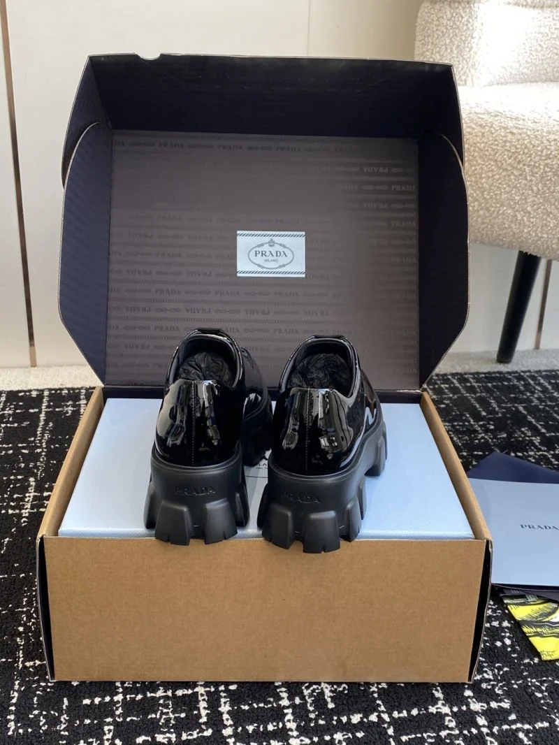 Prada Low Shoes Comfortable 35097
