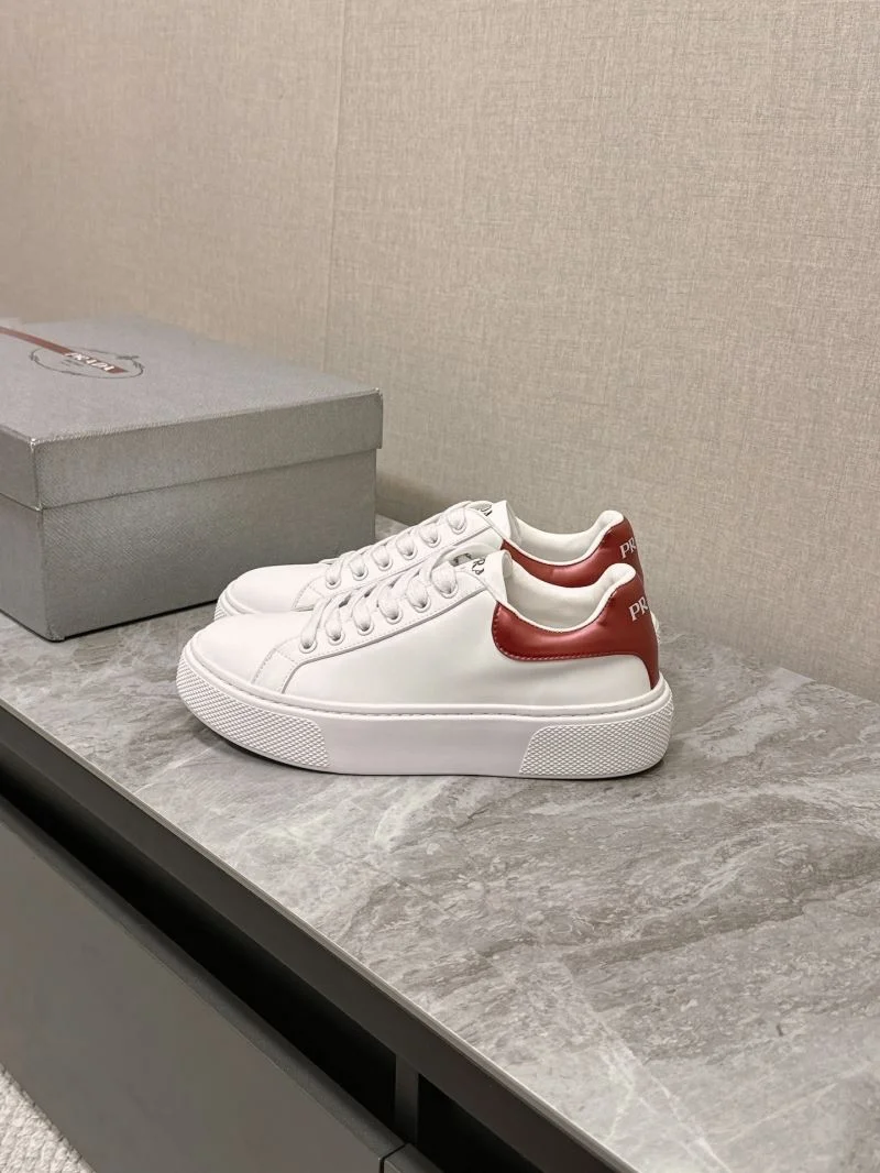 Prada Low Shoes Timeless 35092