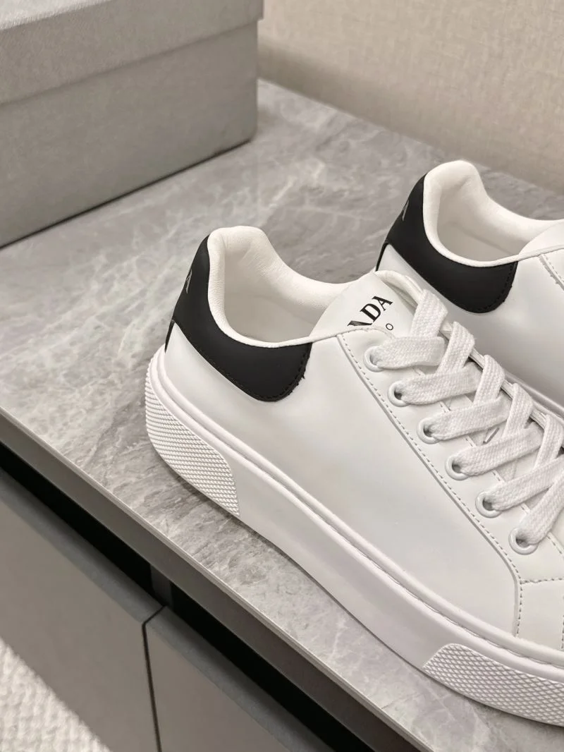 Prada Low Shoes QuickDry 35089