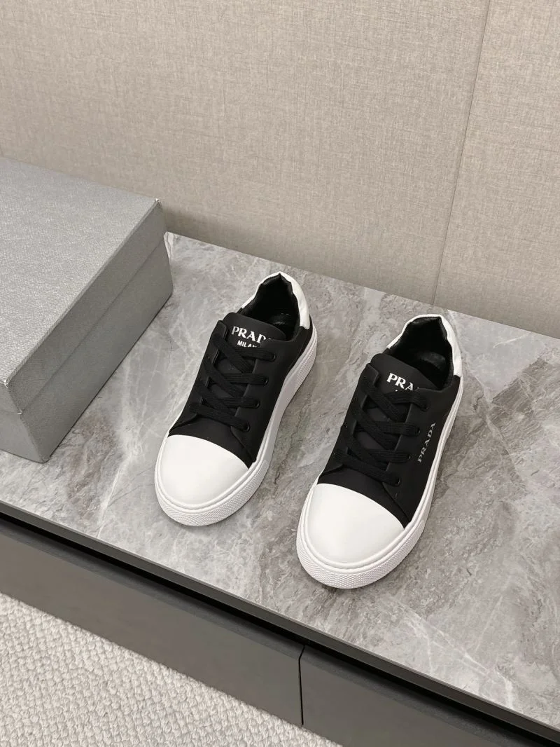Prada Low Shoes Sustainable 35091