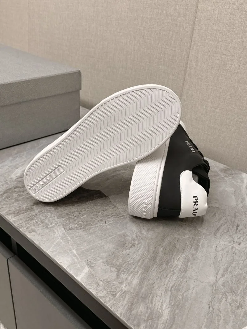 Prada Low Shoes Sustainable 35091