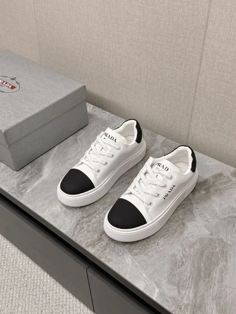 Popular Prada Low Shoes 35086