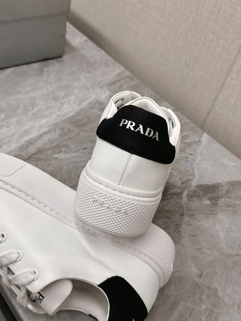 Popular Prada Low Shoes 35086