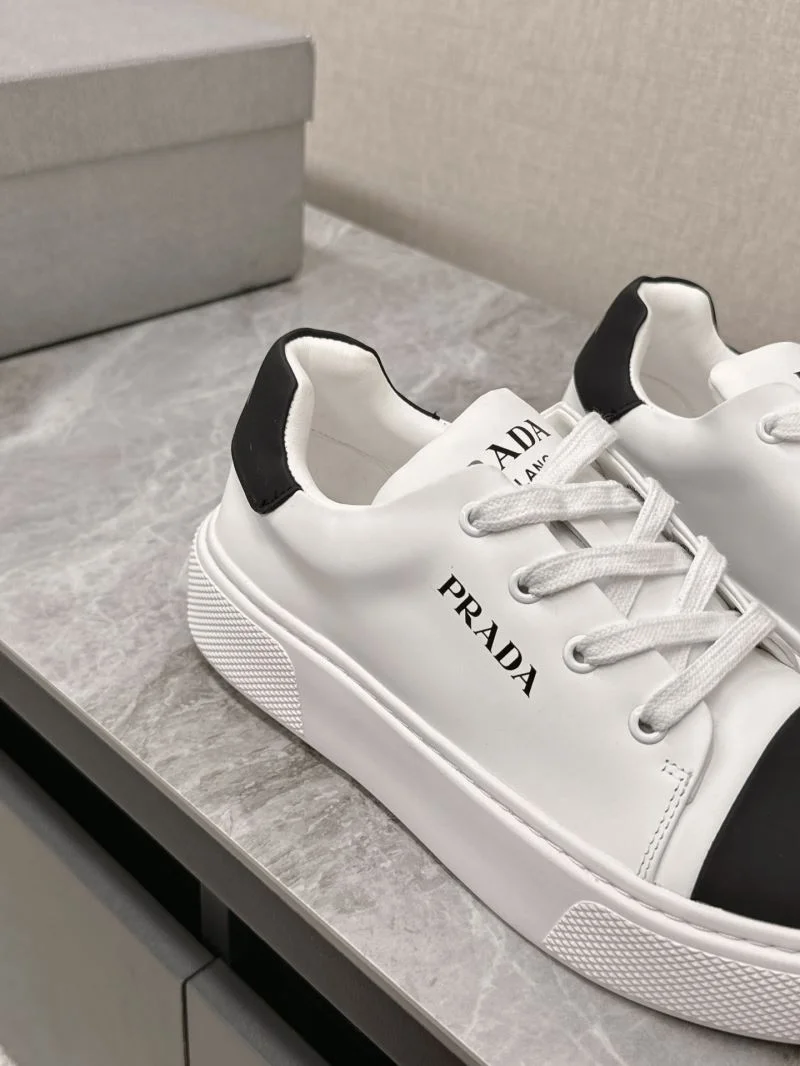 Popular Prada Low Shoes 35086