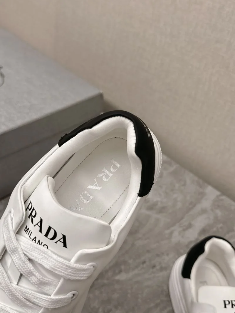 Popular Prada Low Shoes 35086