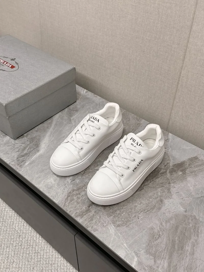 Prada Low Shoes FlexibleFit 35085