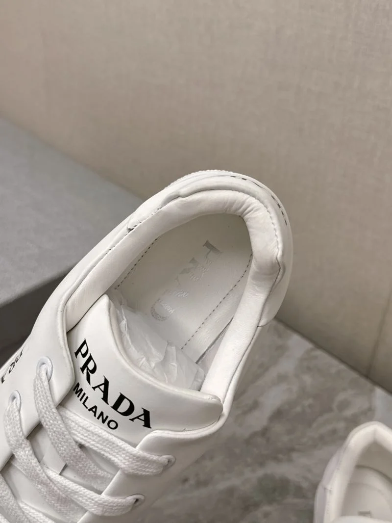 Prada Low Shoes FlexibleFit 35085