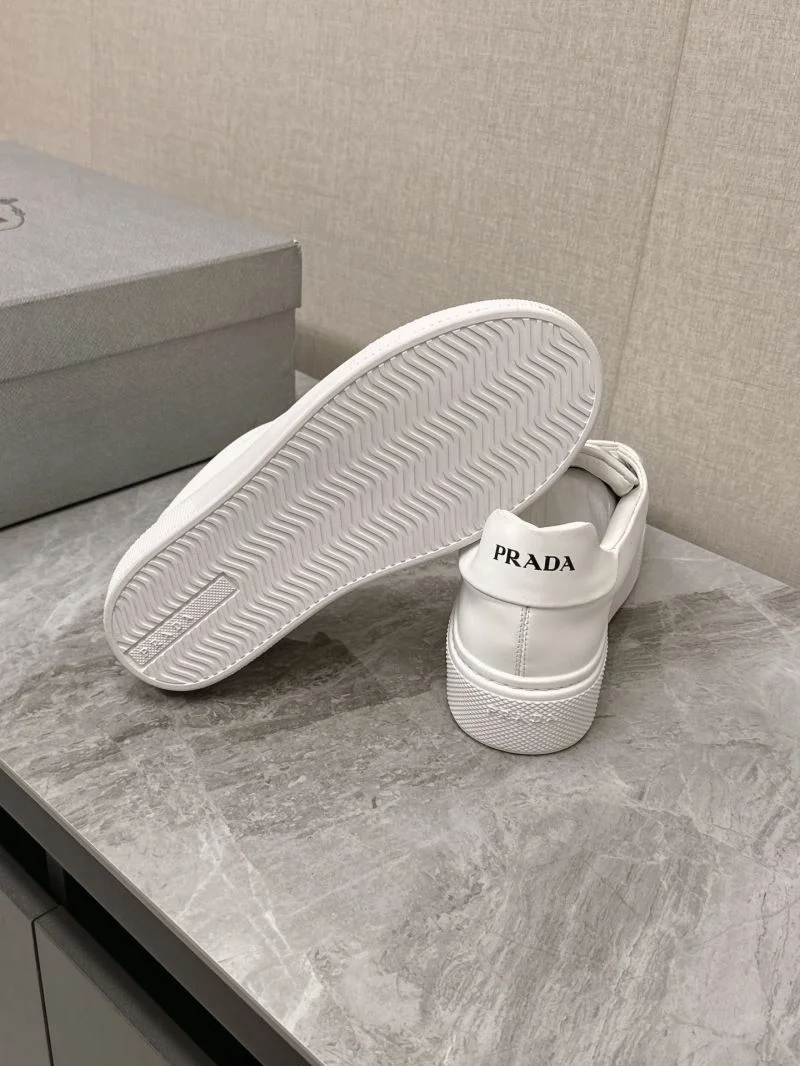 Prada Low Shoes FlexibleFit 35085