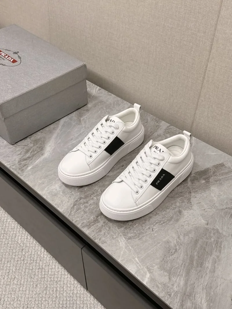 Prada Low Shoes Cozy 35078