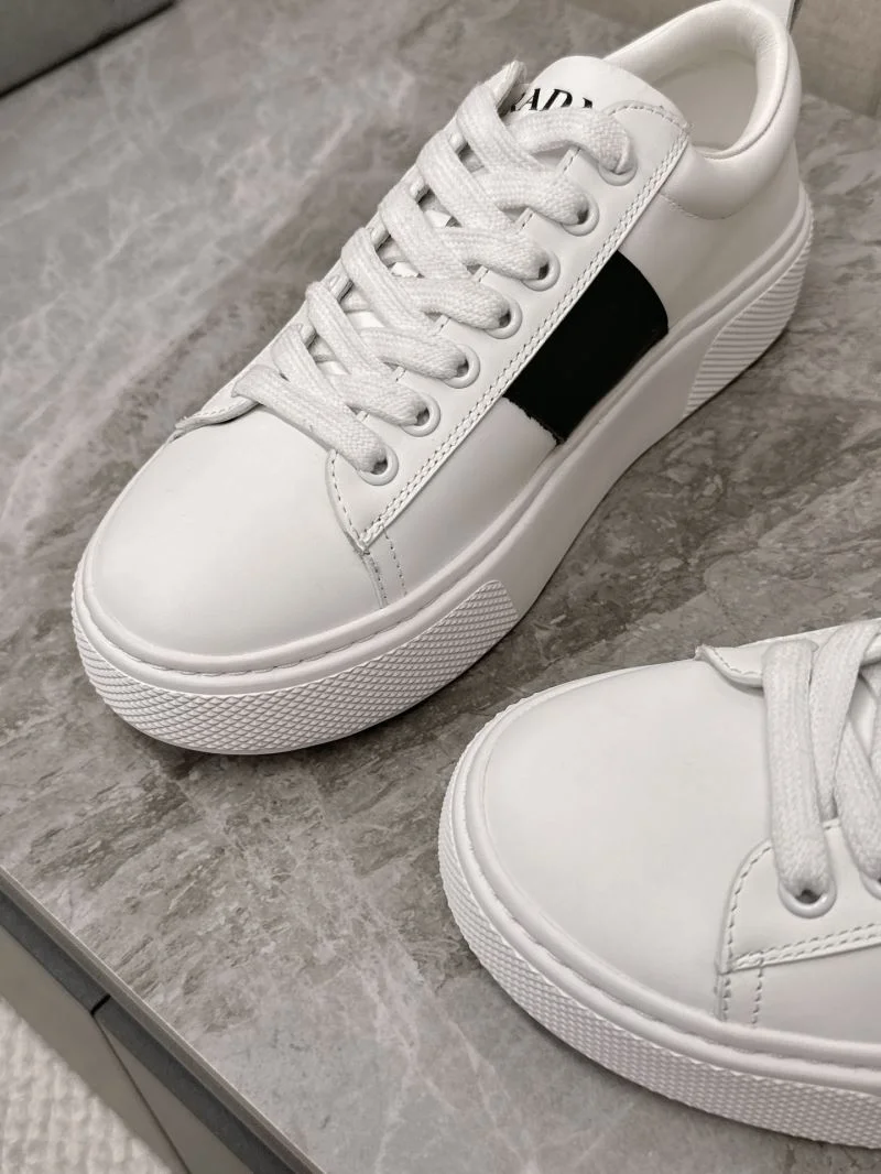 Prada Low Shoes Cozy 35078