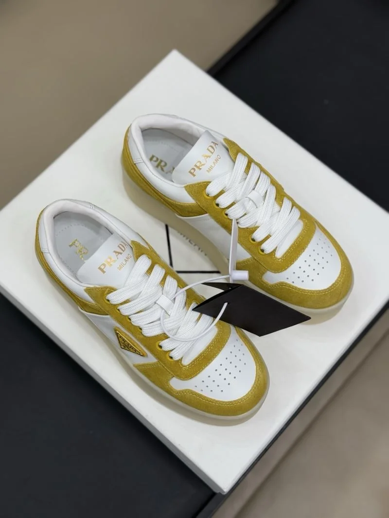 Sleek Prada Low Shoes 35064