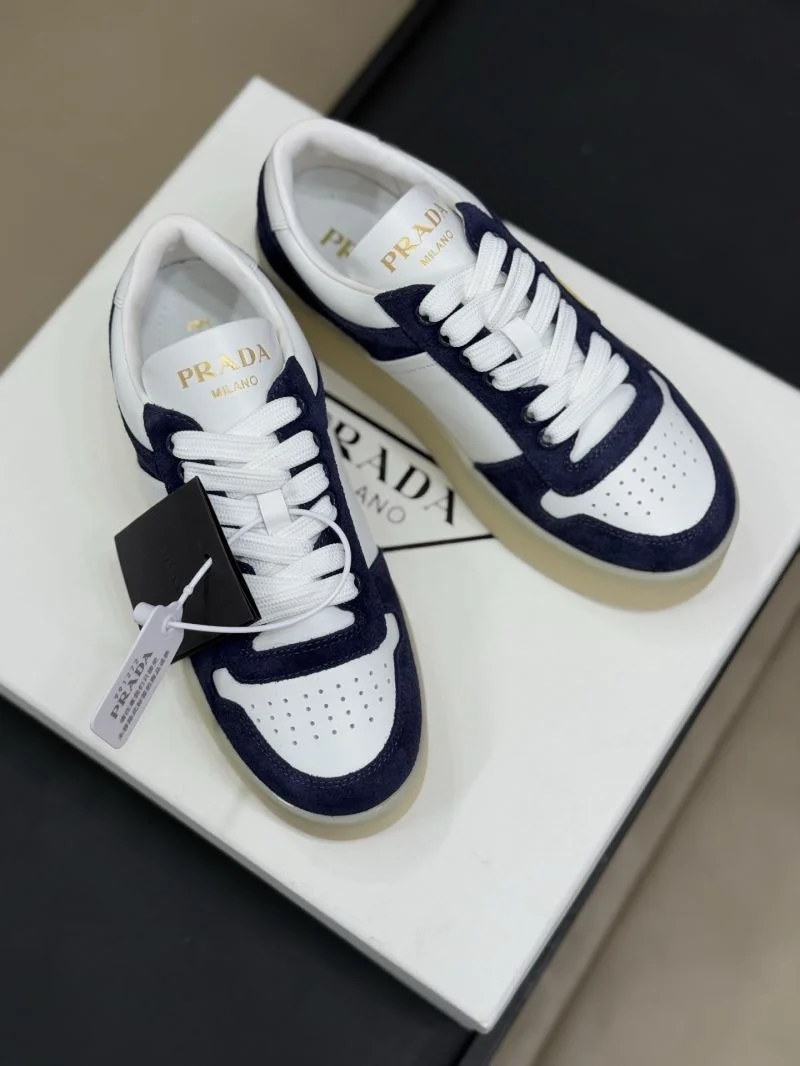 Breathable Prada Low Shoes 35075