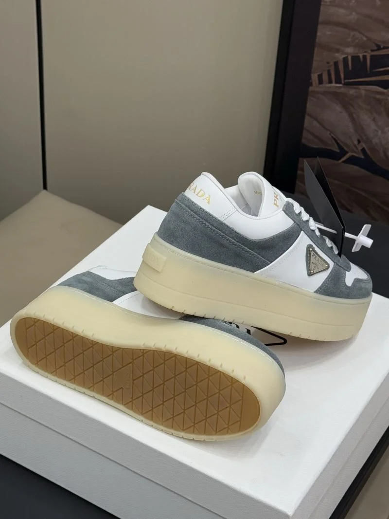 UrbanStyle Prada Low Shoes 35073