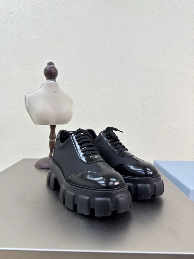 Prada Low Shoes Reliable 35084