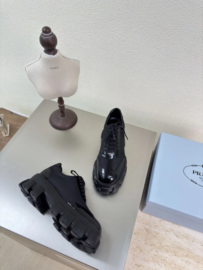 Prada Low Shoes Reliable 35084