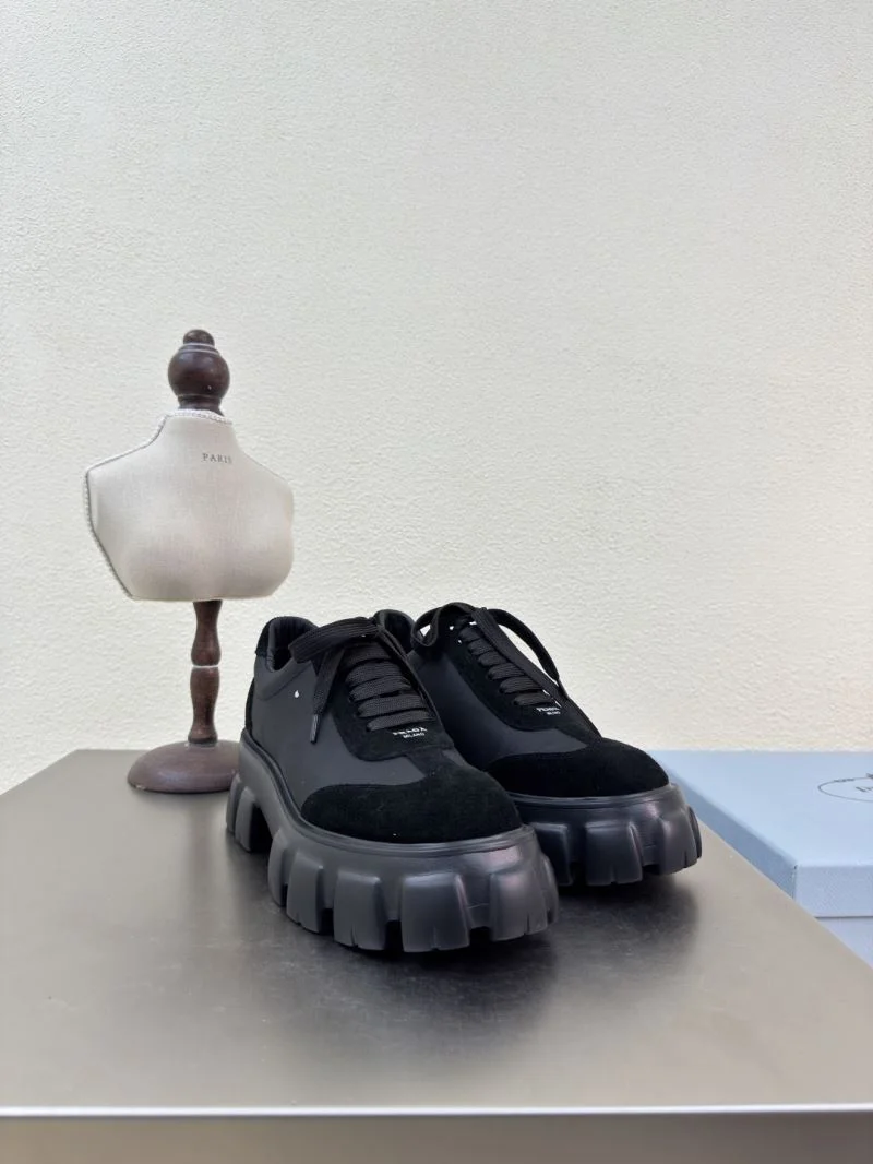 Breathable Prada Low Shoes 35087