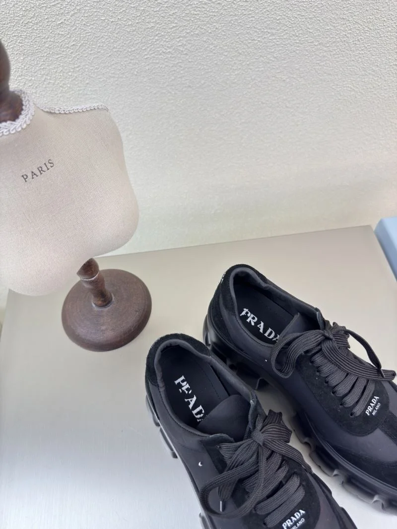 Breathable Prada Low Shoes 35087